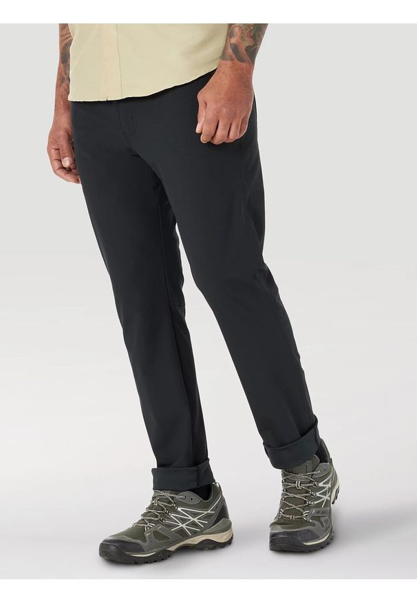 Wrangler - WRANGLER FWDS 5 POCKET ATG MĘSKIE SPODNIE MATERIAŁOWE PANT BLACK WA1P57100 112144844. Okazja: na spacer, na co dzień. Materiał: materiał. Styl: casual, klasyczny