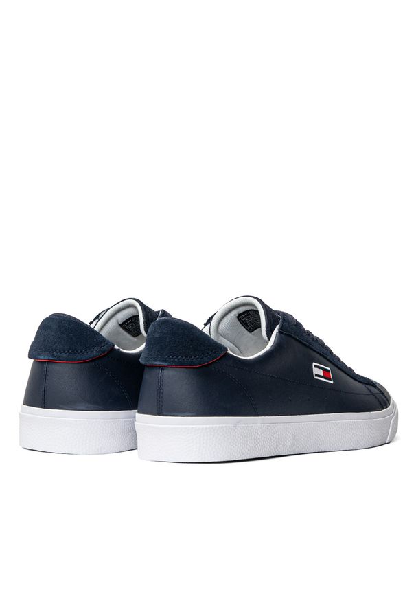 Sneakersy męskie granatowe Tommy Jeans Retro Vulc Tjm Leather. Kolor: niebieski