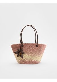 Reserved - Pleciona torebka z zawieszką - brudny róż. Kolor: różowy #1