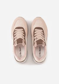 Renee - Różowe Sneakersy na Platformie z Tweedowym Zdobieniem i Perforacją Dioseleia. Okazja: na co dzień. Kolor: różowy. Materiał: jeans. Wzór: aplikacja. Obcas: na platformie #6