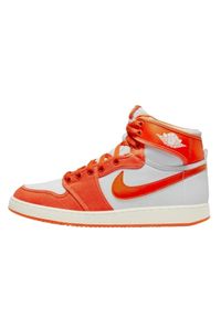 Buty do chodzenia dla dorosłych Air Jordan 1 High Retro AJKO Syracuse. Kolor: biały, pomarańczowy. Sport: turystyka piesza #1