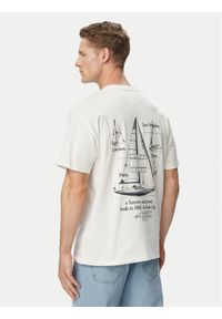 Tommy Jeans T-Shirt Sailboat DM0DM23184 Biały Regular Fit. Kolor: biały. Materiał: bawełna #1
