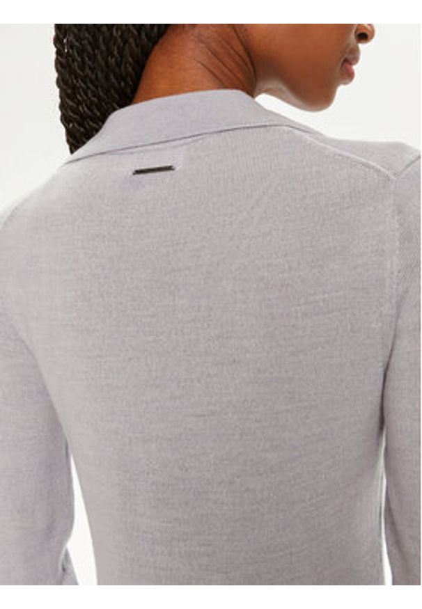 Calvin Klein Sukienka dzianinowa K20K207219 Szary Slim Fit. Kolor: szary. Materiał: wełna