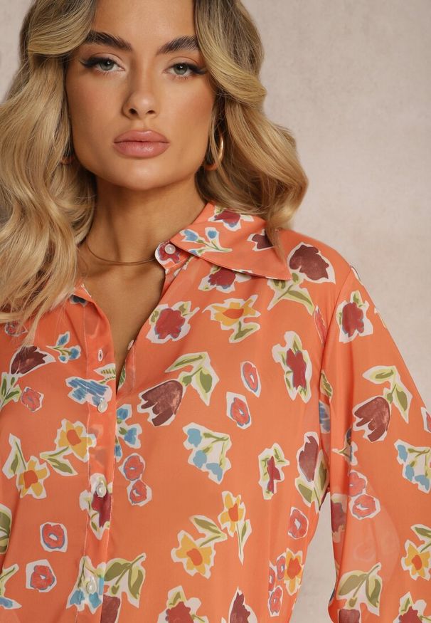 Renee - Pomarańczowa Koszula Lekko Transparentna w Kwiecisty Print Gremelia. Typ kołnierza: kołnierzyk klasyczny. Kolor: pomarańczowy. Materiał: jeans, materiał. Długość rękawa: długi rękaw. Długość: długie. Wzór: nadruk. Styl: klasyczny, elegancki