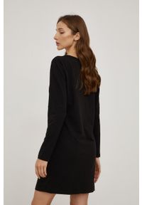 Calvin Klein Underwear Koszula nocna damska kolor czarny. Kolor: czarny. Materiał: dzianina. Długość: długie. Wzór: nadruk