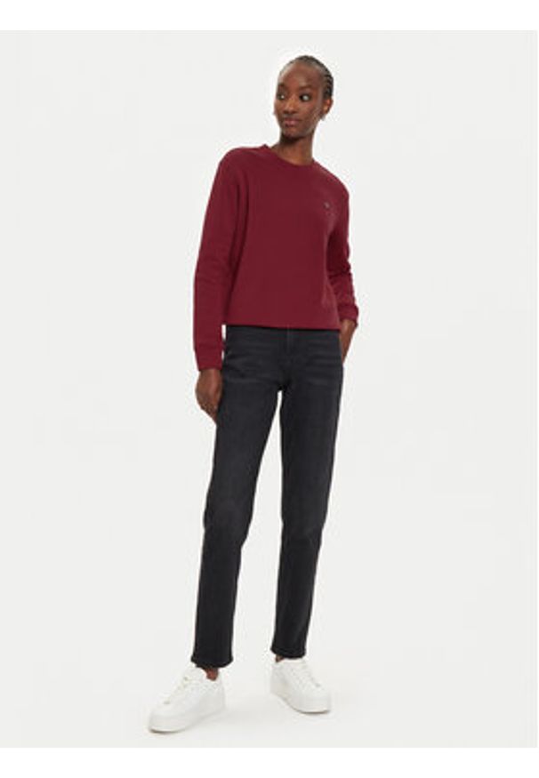 Calvin Klein Jeans Bluza Embro Badge J20J223085 Czerwony Regular Fit. Kolor: czerwony. Materiał: bawełna