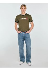 Big-Star - Koszulka męska z linii Authentic z logo BIG STAR khaki Summet 303. Okazja: na co dzień. Kolor: zielony. Materiał: bawełna. Styl: casual, sportowy, wizytowy #3