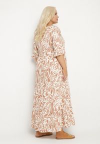 Born2be - Ciemnobeżowa Sukienka z Wiskozy o Prostym Kroju z Wiązaniem w Roślinny Wzór Edirania. Okazja: na co dzień. Typ kołnierza: dekolt w serek. Kolekcja: plus size. Kolor: beżowy. Wzór: aplikacja. Typ sukienki: proste. Materiał: wiskoza. Długość rękawa: krótki rękaw. Styl: casual, elegancki, klasyczny #6