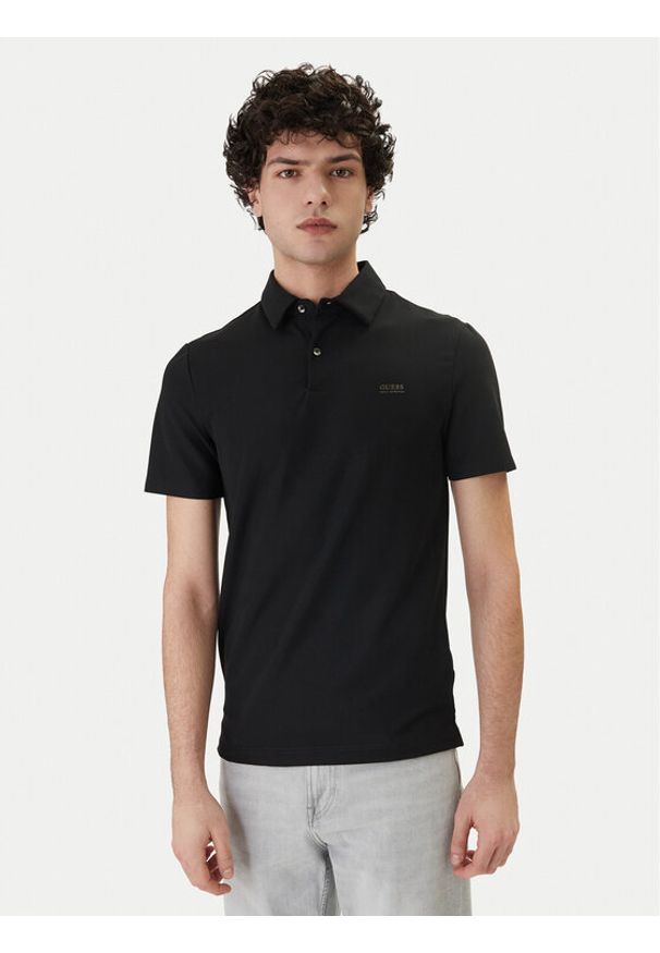 Guess Polo M6RP02 KD202 Czarny Slim Fit. Typ kołnierza: polo. Kolor: czarny. Materiał: syntetyk