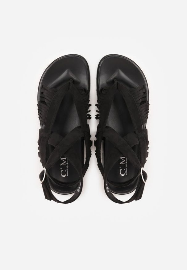 Renee - Czarne Sandały Typu Rzymianki Ozdobione Frędzlami Casasos. Okazja: na co dzień. Kolor: czarny. Materiał: koronka. Wzór: aplikacja. Sezon: lato. Styl: casual