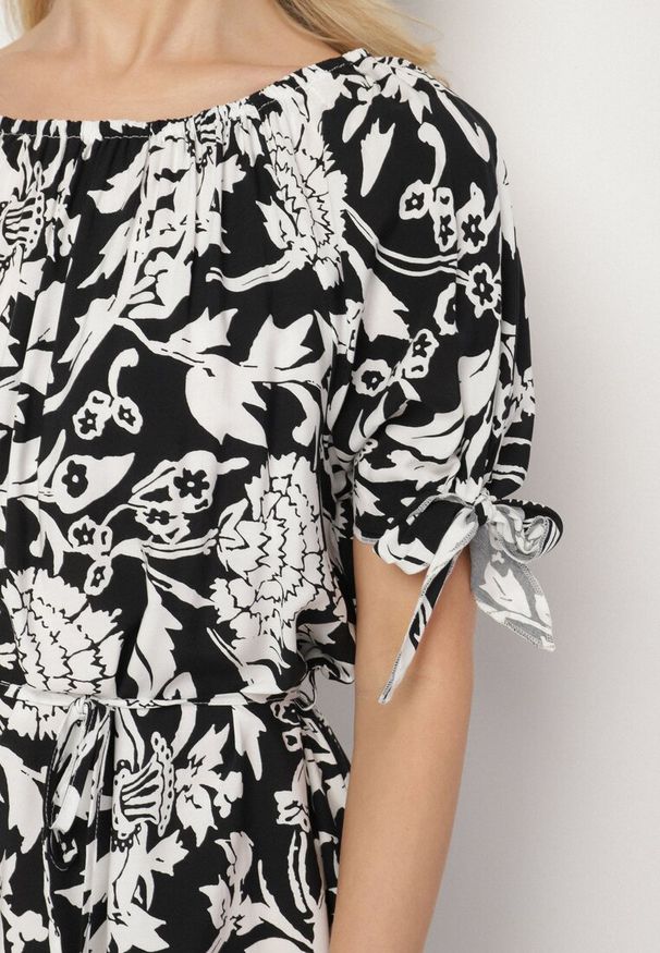 Born2be - Czarna Bawełniana Sukienka w Ornamentalne Rośliny z Wiązaniem Przy Rękawach Tosvena. Okazja: na imprezę, na co dzień, na spacer. Kolor: czarny. Materiał: bawełna. Styl: casual, elegancki