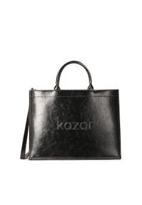 Kazar - Czarna skórzana torebka typu tote bag. Kolor: czarny. Wzór: aplikacja. Sezon: lato. Materiał: skórzane. Styl: elegancki, biznesowy #1