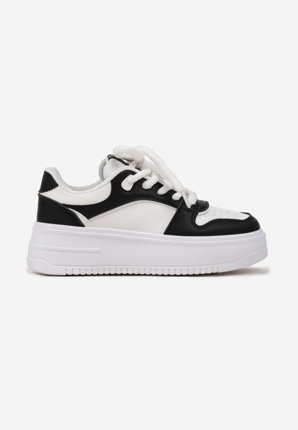 Born2be - Biało-Czarne Sneakersy na Grubej Podeszwie z Licznymi Wstawkami na Cholewce Lairemea. Kolor: czarny. Szerokość cholewki: normalna