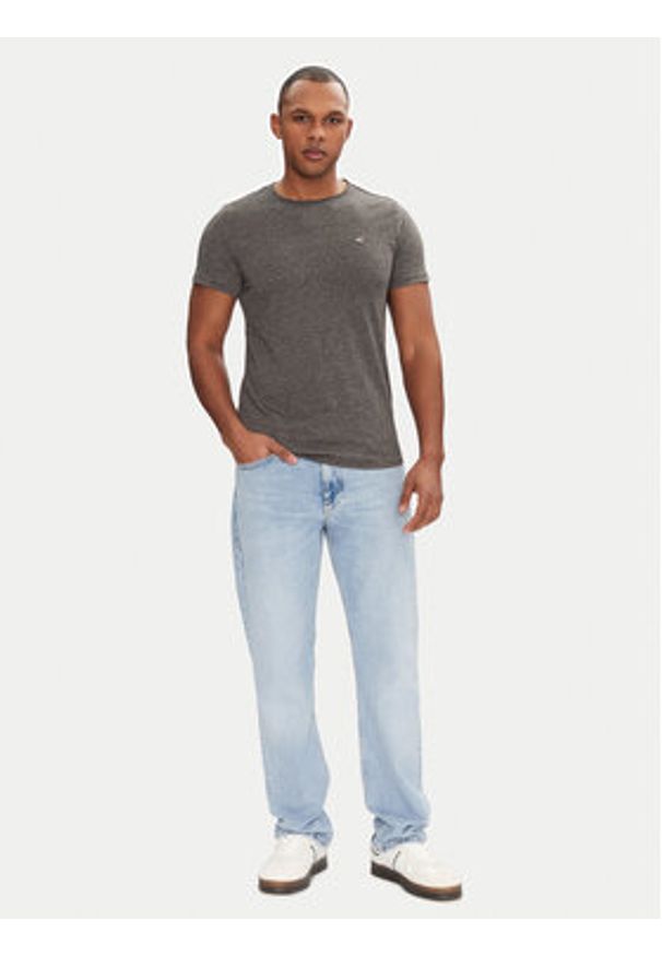 Tommy Jeans T-Shirt Jaspe DM0DM09586 Szary Slim Fit. Kolor: szary. Materiał: syntetyk, bawełna