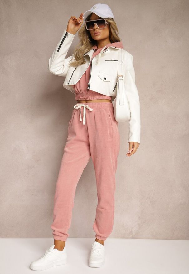 Renee - Różowe Dresowe Spodnie z Bawełną High Waist Wykończone w Pasie Gumką Ekadela. Stan: podwyższony. Kolor: różowy. Materiał: bawełna, dresówka