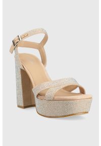 Guess sandały ZELINE kolor beżowy FL6ZLE ESU03. Zapięcie: klamry. Kolor: beżowy. Materiał: skóra. Obcas: na obcasie. Wysokość obcasa: średni #2