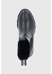 Hugo Sztyblety skórzane 50461992.001 damskie kolor czarny na płaskim obcasie. Nosek buta: okrągły. Kolor: czarny. Materiał: skóra. Obcas: na obcasie. Wysokość obcasa: niski #5