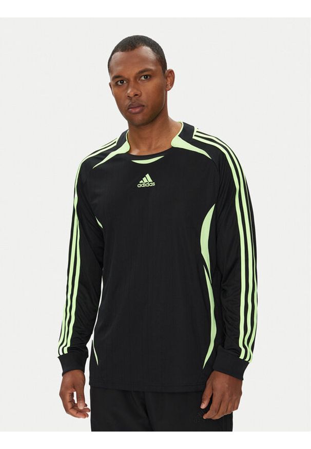 Adidas - adidas Longsleeve Teamgeist adicolor JW5908 Czarny Loose Fit. Kolor: czarny. Materiał: syntetyk. Długość rękawa: długi rękaw