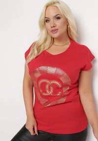 Born2be - Czerwony Bawełniany T-shirt z Metalicznym Nadrukiem Lapur. Okazja: na co dzień. Kolor: czerwony. Materiał: bawełna. Wzór: nadruk. Styl: casual #6