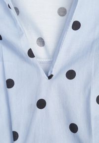 Born2be - Niebieska Bluzka o Fasonie Oversize w Kropki z Bawełny Pireia. Okazja: do pracy, na co dzień. Kolor: niebieski. Materiał: bawełna. Długość: długie. Wzór: kropki. Styl: casual #5