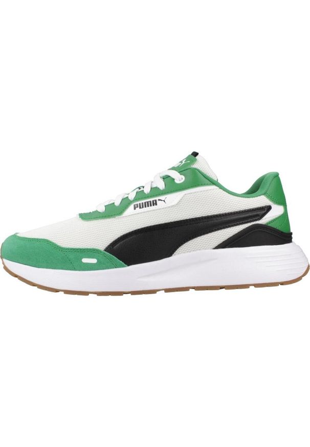Buty do chodzenia męskie Puma Runtamed Plus. Kolor: wielokolorowy, czarny, zielony. Materiał: materiał, syntetyk. Szerokość cholewki: normalna. Sport: turystyka piesza