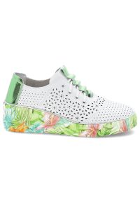 Białe Sneakersy Artiker Stylowe Ażurowe Obuwie Damskie. Okazja: na co dzień. Zapięcie: sznurówki. Kolor: biały. Materiał: materiał. Szerokość cholewki: normalna. Wzór: ażurowy. Styl: elegancki
