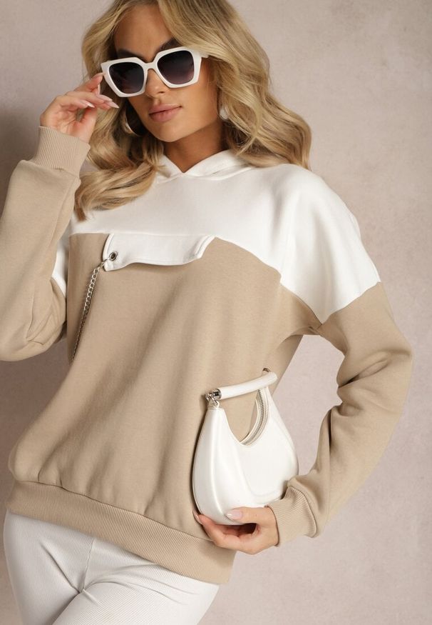 Renee - Beżowa Bawełniana Bluza z Kapturem i Łańcuszkiem Ambriella. Typ kołnierza: kaptur. Kolor: beżowy. Materiał: bawełna