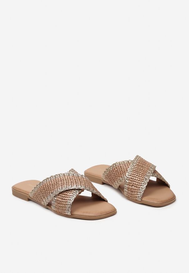 Born2be - Ciemnobeżowe Klapki z Ekoskóry na Płaskim Obcasie z Plecionymi Paskami Arvamia. Kolor: beżowy. Sezon: lato. Obcas: na obcasie. Styl: boho, elegancki. Wysokość obcasa: niski