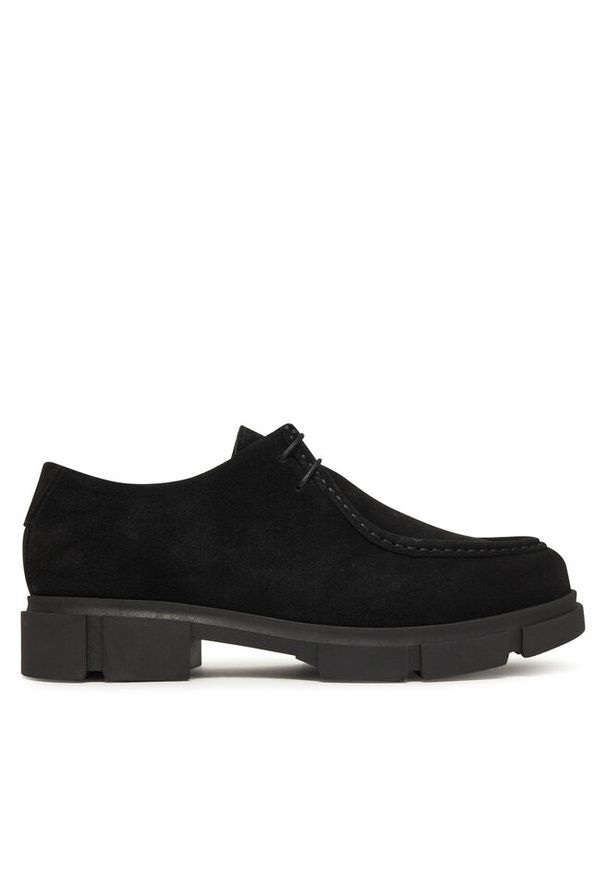 Półbuty Guess. Kolor: czarny