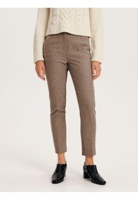 Reserved - Spodnie z kantem - beżowy. Kolor: beżowy. Materiał: wełna, tkanina #1