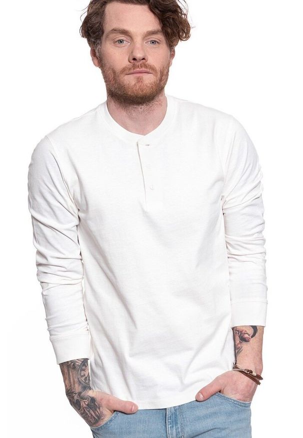 Lee - LEE SMALL LEGENDARY TEE MĘSKA KOSZULKA LONGSLEEVE OFF WHITE L61JSWMK. Długość rękawa: długi rękaw