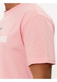 Tommy Jeans T-Shirt Spray Pop Color DM0DM18572 Różowy Regular Fit. Kolor: różowy. Materiał: bawełna #2