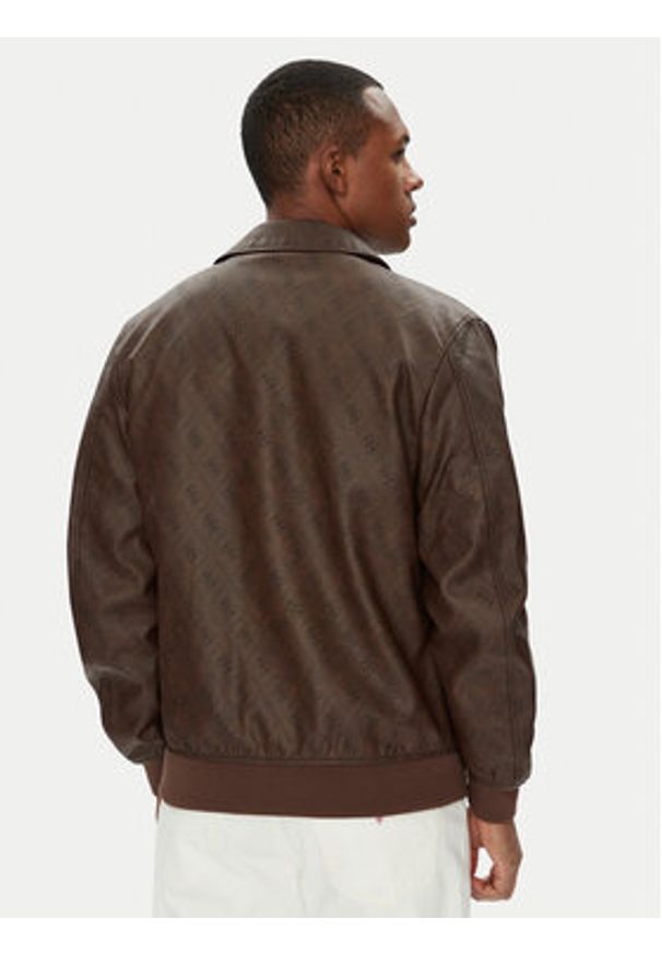Guess Kurtka z imitacji skóry M5YL01 WGUC0 Brązowy Regular Fit. Kolor: brązowy. Materiał: syntetyk