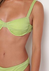 Born2be - Jasnozielone Dwuczęściowe Bikini Biustonosz Wiązany na Plecach Majtki Typu Figi Tiamanis. Kolor: zielony