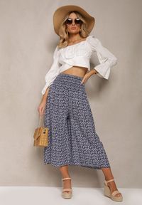 Renee - Granatowe Bawełniane Spodnie Culottes z Szeroką Gumką w Pasie i Kwiatowym Printem Pellagia. Okazja: na co dzień. Kolor: niebieski. Materiał: bawełna. Wzór: kwiaty, nadruk. Styl: casual #4