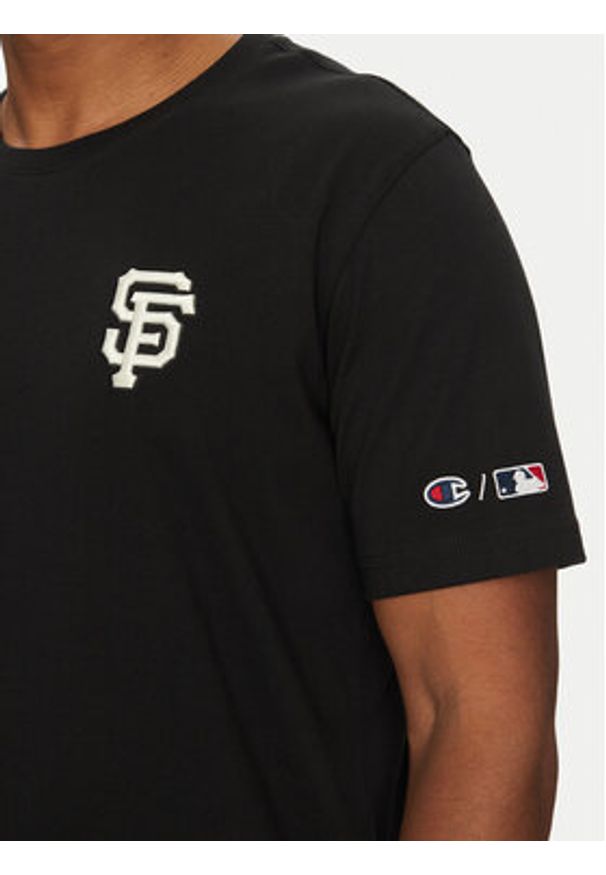 Champion T-Shirt 221037 Czarny Standard Fit. Kolor: czarny. Materiał: bawełna