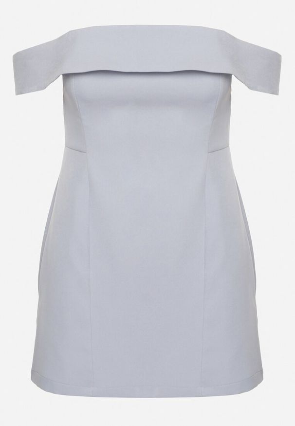 Born2be - Jasnoniebieska Taliowana Sukienka z Dekoltem Bandeau z Zakładką Zelzemis. Kolor: niebieski. Styl: elegancki, klasyczny