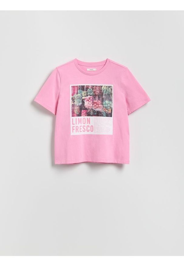 Reserved - T-shirt z nadrukiem - jasnopomarańczowy. Kolor: pomarańczowy. Materiał: bawełna, dzianina. Wzór: nadruk
