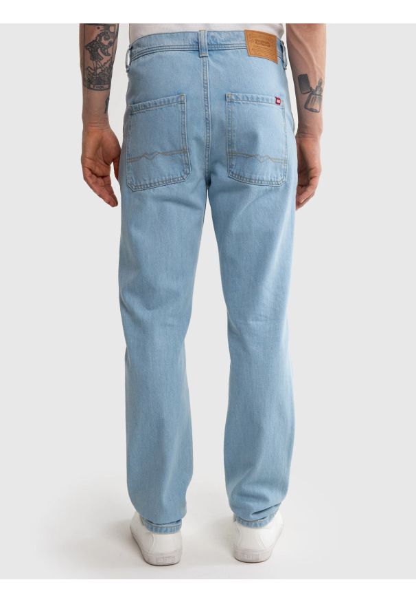 Big-Star - Jeansy męskie z prostą nogawką z kolekcji Authentic jasnoniebieskie Workwear Trousers 253. Okazja: na co dzień. Kolor: niebieski. Sezon: lato. Styl: casual, klasyczny, elegancki
