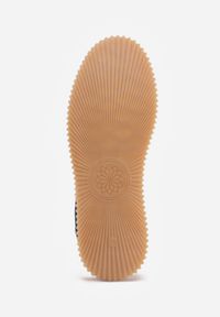 Renee - Granatowe Sneakersy Typu Tenisówki z Zamszu Naturalnego Ozdobione Paskami Tarinella. Okazja: na co dzień. Zapięcie: pasek. Kolor: niebieski. Materiał: zamsz. Wzór: aplikacja #5