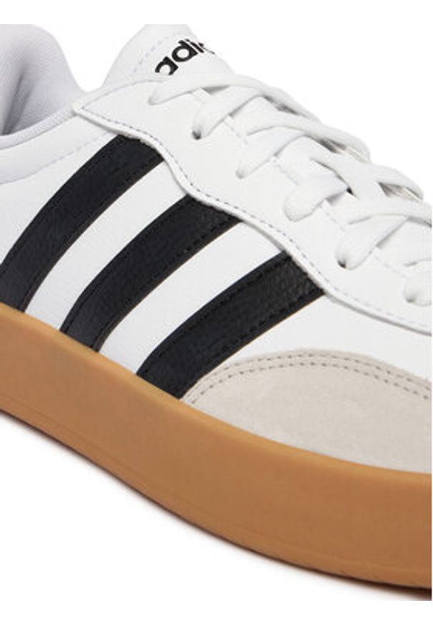 Adidas - adidas Sneakersy Barreda JR1205 Biały. Kolor: biały. Materiał: skóra