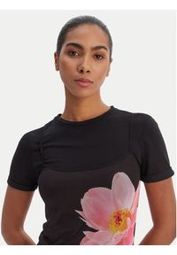 Desigual Sukienka dzianinowa 26SWVK20 Czarny Slim Fit. Kolor: czarny. Materiał: bawełna #2