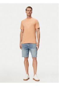 Guess T-Shirt M6GI15 K3008 Pomarańczowy Regular Fit. Kolor: pomarańczowy. Materiał: bawełna #4