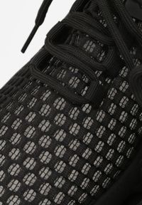 Born2be - Czarne Siateczkowe Buty Sportowe Sneakersy na Grubej Tłoczonej Podeszwie Telarienna. Okazja: na co dzień. Zapięcie: sznurówki. Kolor: czarny. Materiał: jeans. Obcas: na platformie #2