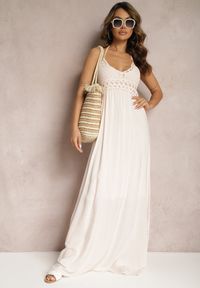 Renee - Jasnoróżowa Sukienka Hirlia. Kolor: różowy. Materiał: bawełna, koronka. Długość rękawa: bez rękawów. Wzór: koronka. Styl: boho. Długość: maxi