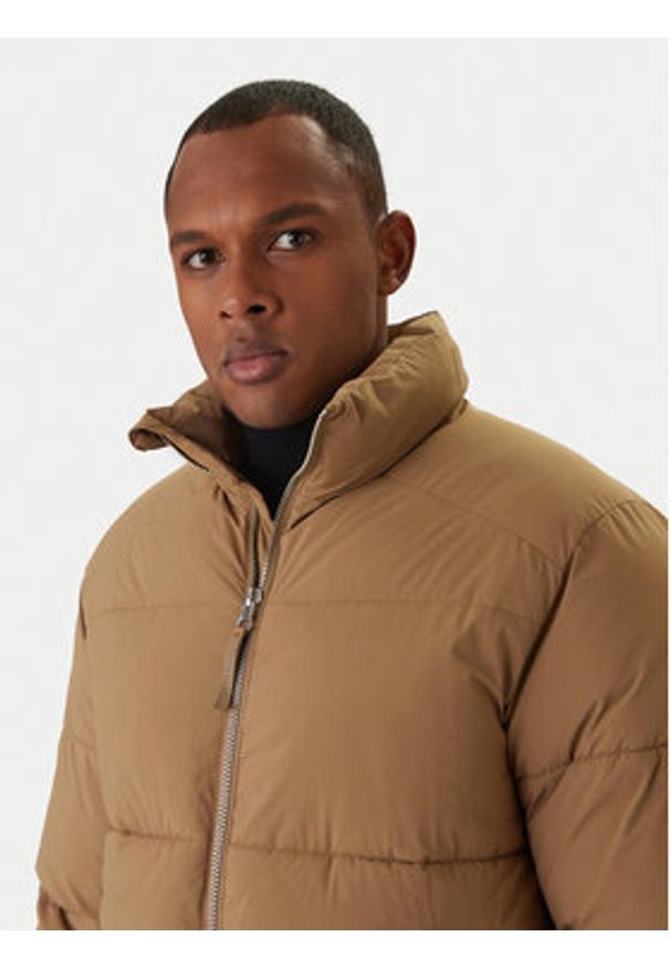 Jack & Jones Kurtka zimowa Frederiksberg 12260460 Beżowy Regular Fit. Kolor: beżowy. Materiał: syntetyk. Sezon: zima