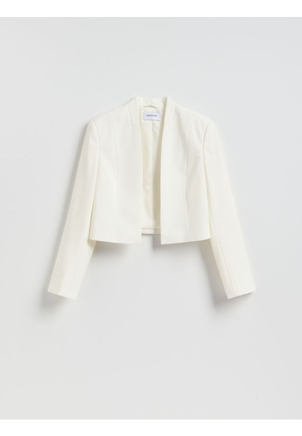 Reserved - Krótka marynarka - biały. Kolor: biały. Materiał: tkanina, wiskoza. Długość: krótkie