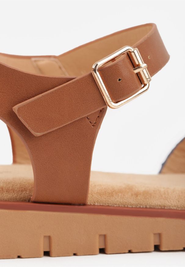 Born2be - Niebieskie Sandały VICES na Płaskiej Podeszwie z Paskiem w Kształcie X Doriven. Okazja: na co dzień, na randkę, na spacer. Zapięcie: pasek. Kolor: niebieski. Materiał: len. Sezon: lato. Obcas: na płaskiej podeszwie. Styl: elegancki, casual