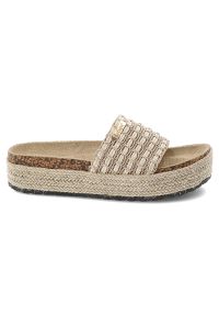 Beżowe Klapki Lee Cooper Modne Obuwie Damskie. Okazja: na co dzień, na plażę, na spacer. Kolor: beżowy. Materiał: jeans. Sezon: lato. Obcas: na platformie. Styl: casual, boho