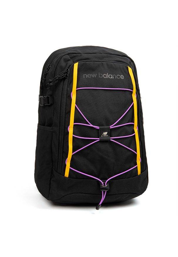 Plecak New Balance LAB23023TGD – czarny. Kolor: czarny. Materiał: poliester. Wzór: napisy